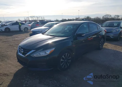 2017 Nissan Altima 2.5 Sl z USA, uszkodzony, nr VIN 1N4AL3AP2HC141502